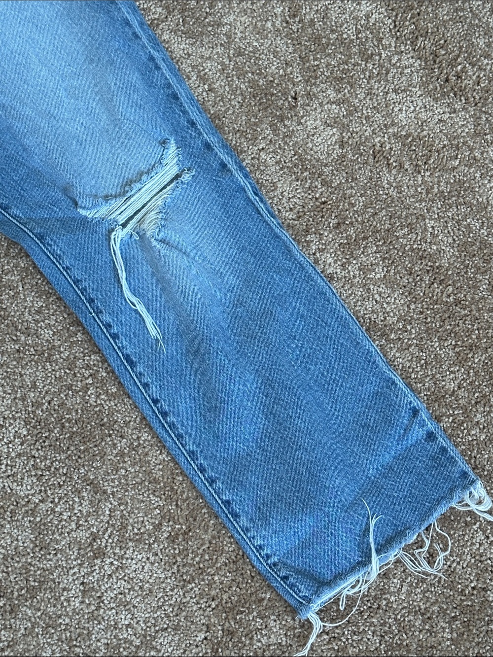 Lucky Brand Jeans - Picture 2 of 6
